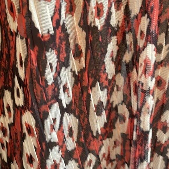 Floral Lace Trim Blouse - Red and Black - Picture 10 of 10